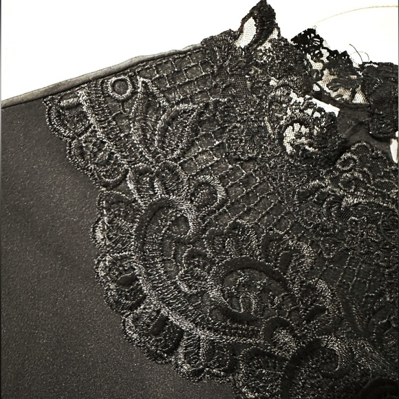 Vintage Liz Baker Essentials Black Women's Blouse with Lace Detail 80s/90s XL - Picture 4 of 16